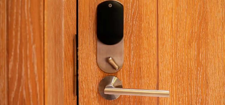 Automatic Locking Door Knob Salida